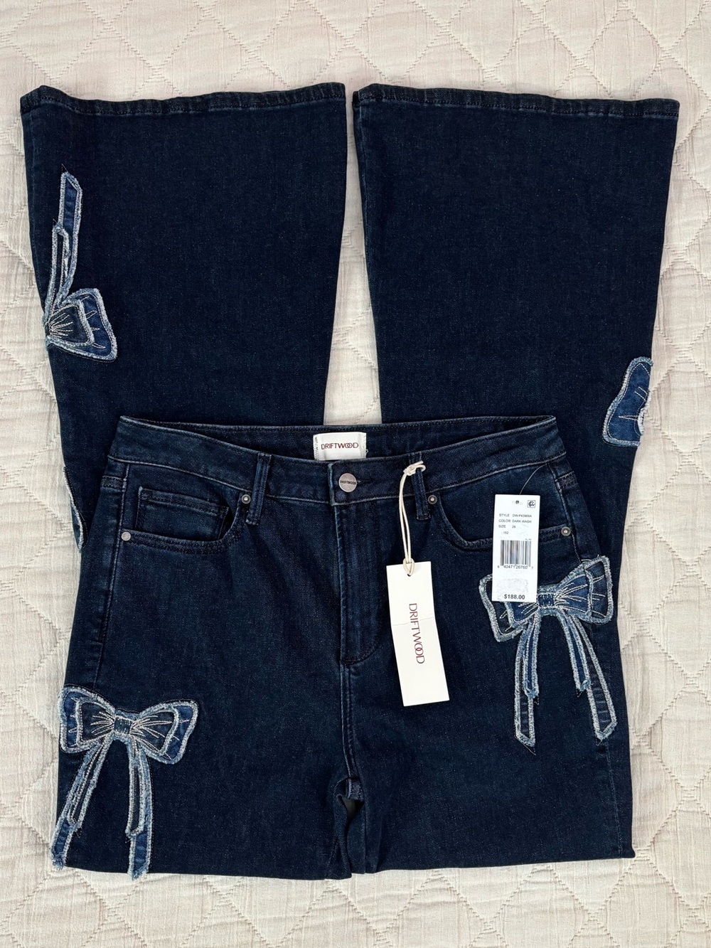 Driftwood Flared Bow Embroidered Jeans Sz 29 NWT -